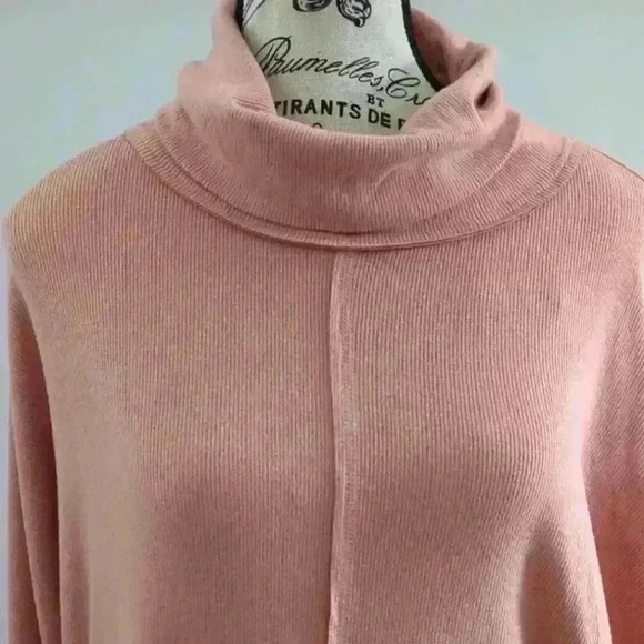 VERY J | Women's Blush Pink Soft  Oversized Dolman Sleeve Mock Neck Top - Picture 2 of 5